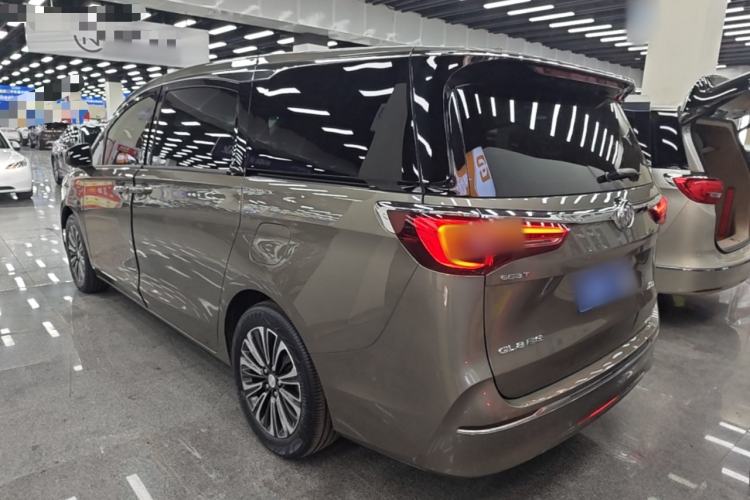 Used Buick GL8 2020 ES Land Cruiser 653T Luxury Model Exterior 2