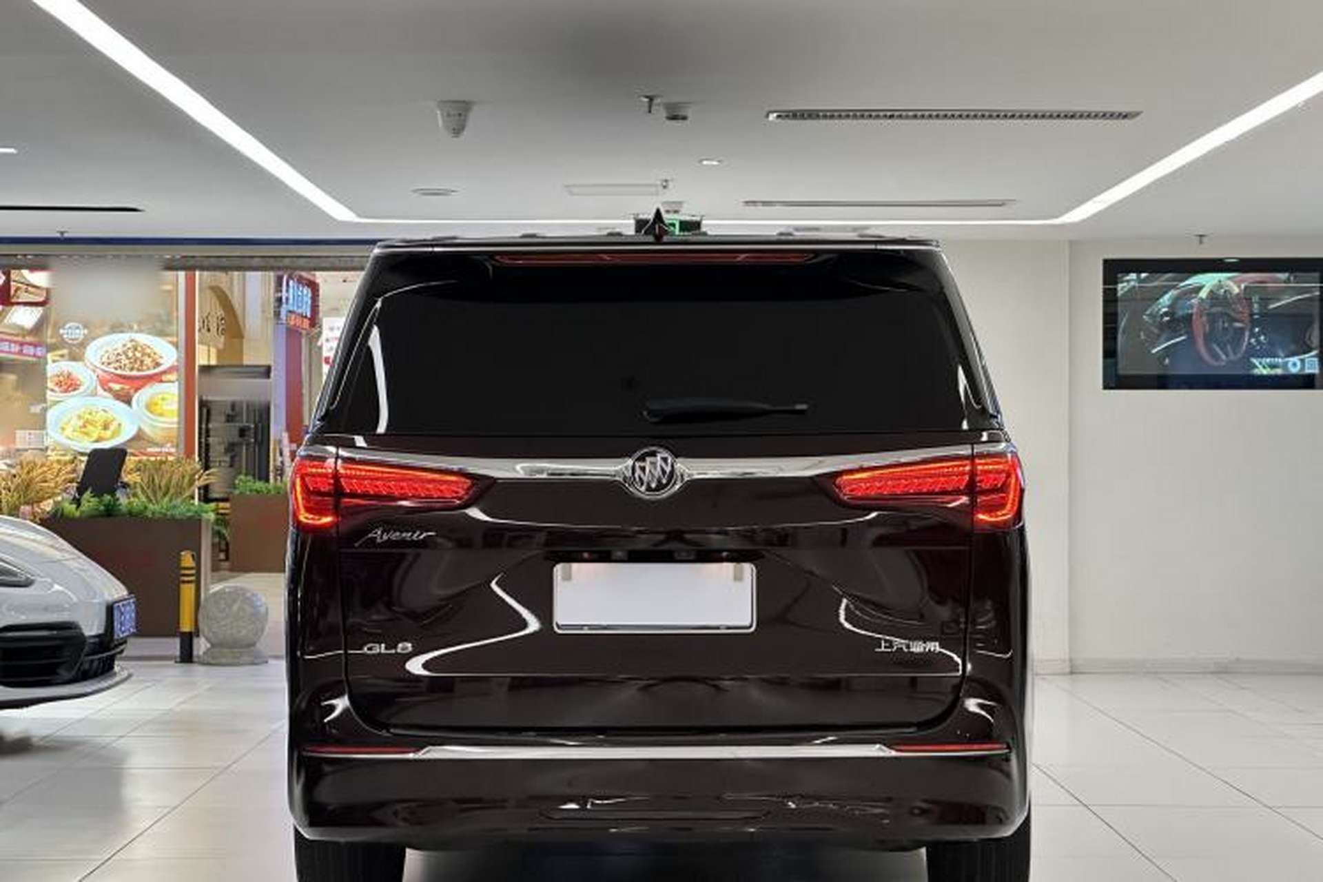 Used Buick GL8 2020 Avenir Avia Six-Seat Deluxe Edition Exterior 2