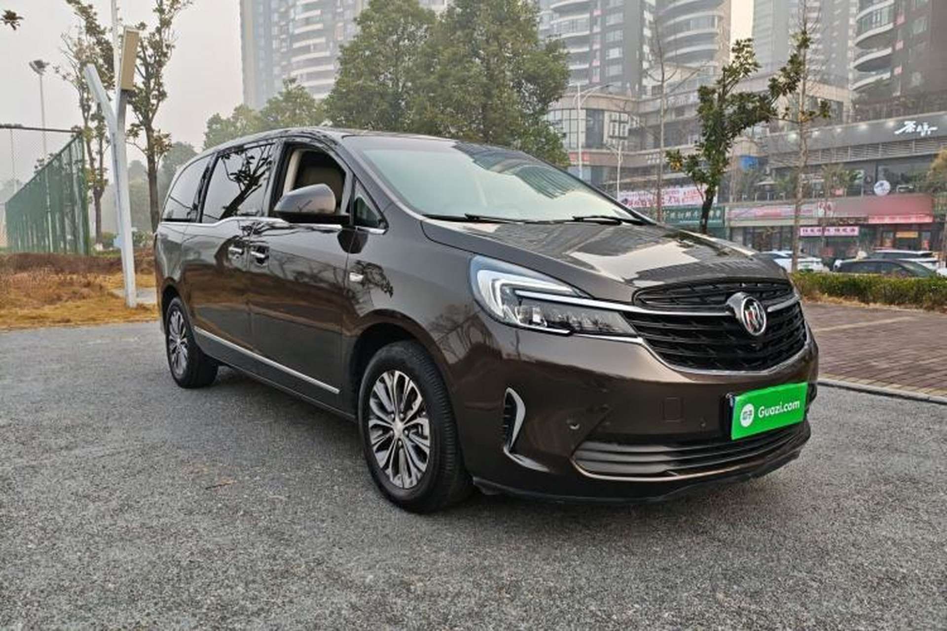 Used Buick GL8 2020 Land Business Class 652T Premium Model Exterior 2