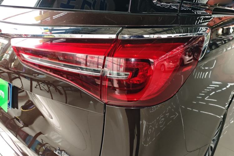 Used Buick GL8 2020 ES Land Cruiser 653T Comfort Edition Exterior 3