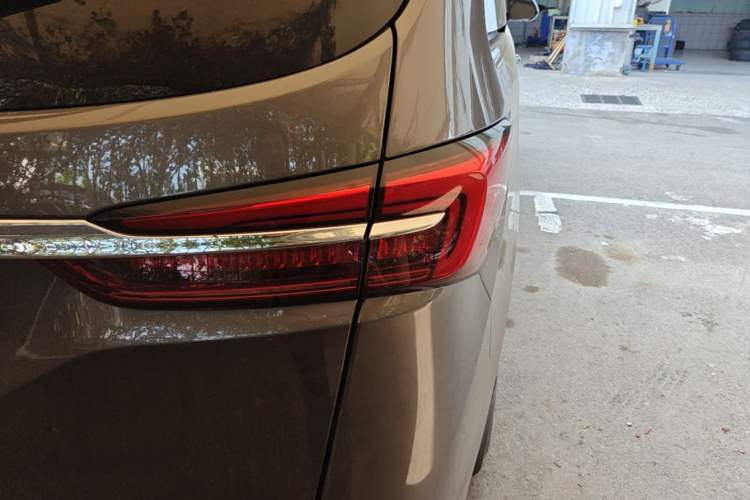 Used Buick GL8 2020 Land Business Class 652T Luxury Model Exterior 3