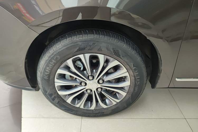 Used Buick GL8 2020 Land Business Class 652T Luxury Model Exterior 3