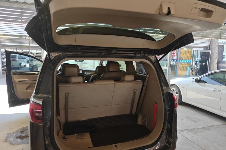 Used Buick GL8 2020 ES Land Cruiser 653T Luxury Edition Exterior 6