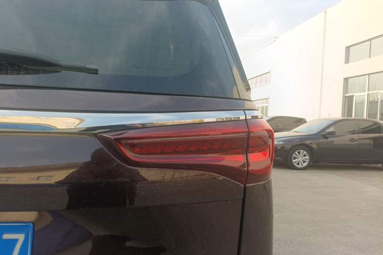 Used Buick GL8 2020 Avenir Avia Six-Seat Deluxe Edition Exterior 6