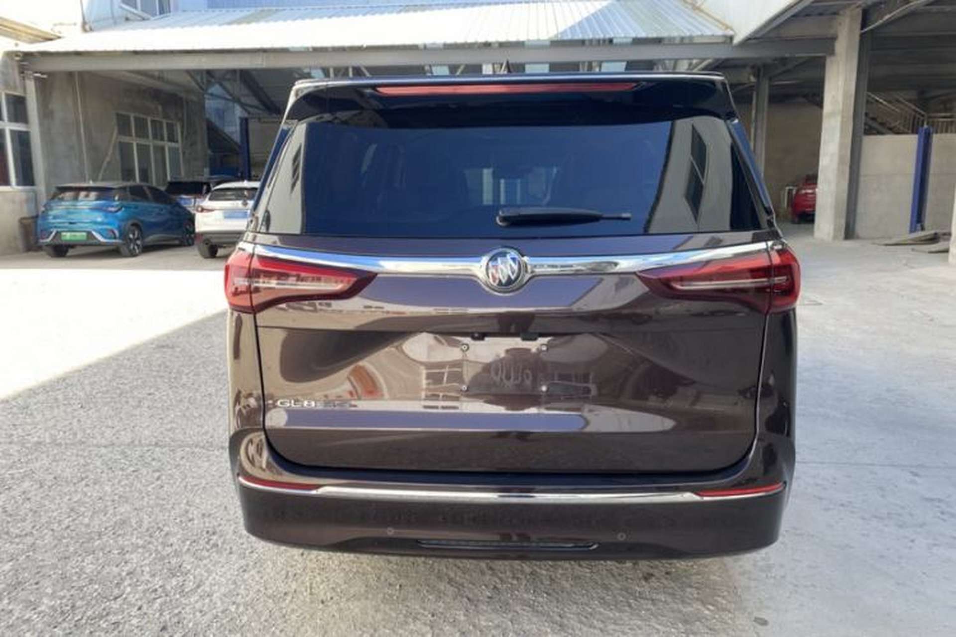 Used Buick GL8 2020 ES Land Cruiser 653T Luxury Model Exterior 6