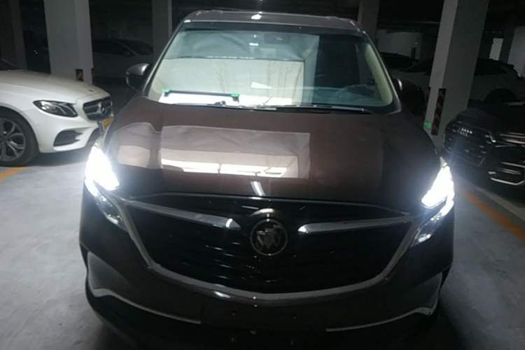 Used Buick GL8 2020 ES Land Cruiser 653T Luxury Model Front