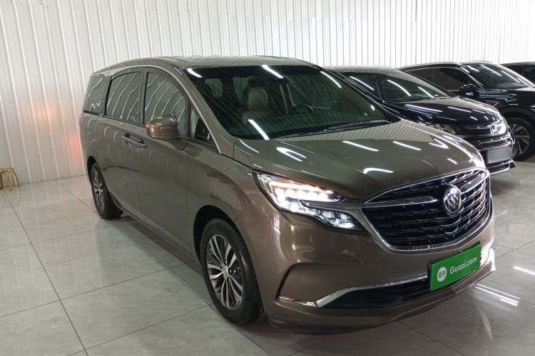 Used Buick GL8 2020 ES Land Cruiser 653T Luxury Edition Front Right 45 Deg