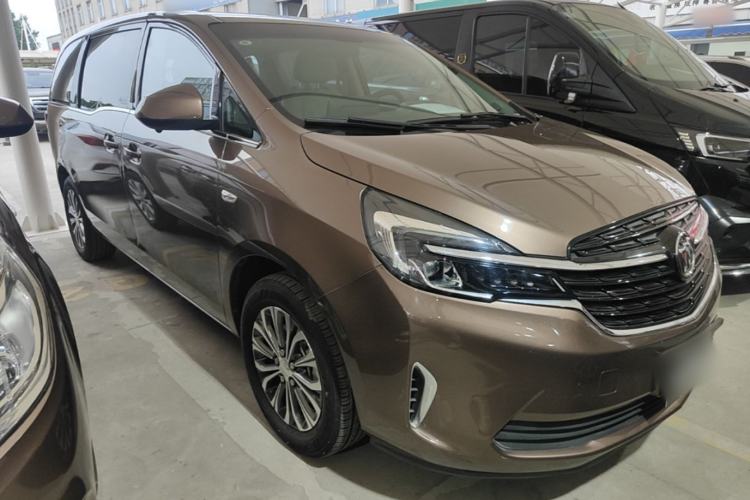Used Buick GL8 2020 Land Cruiser Executive Class 652T Comfort Model Front Right 45 Deg