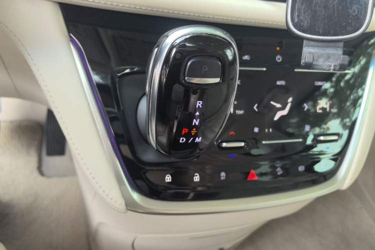 Used Buick GL8 2020 Avenir Avia 7-Seater Deluxe Edition Gear Lever
