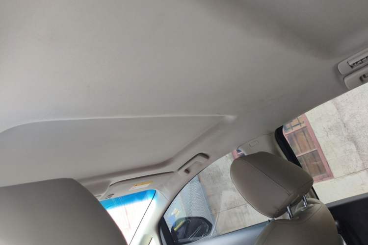 Used Buick GL8 2020 Land Cruiser Executive Class 652T Comfort Model Headliner
