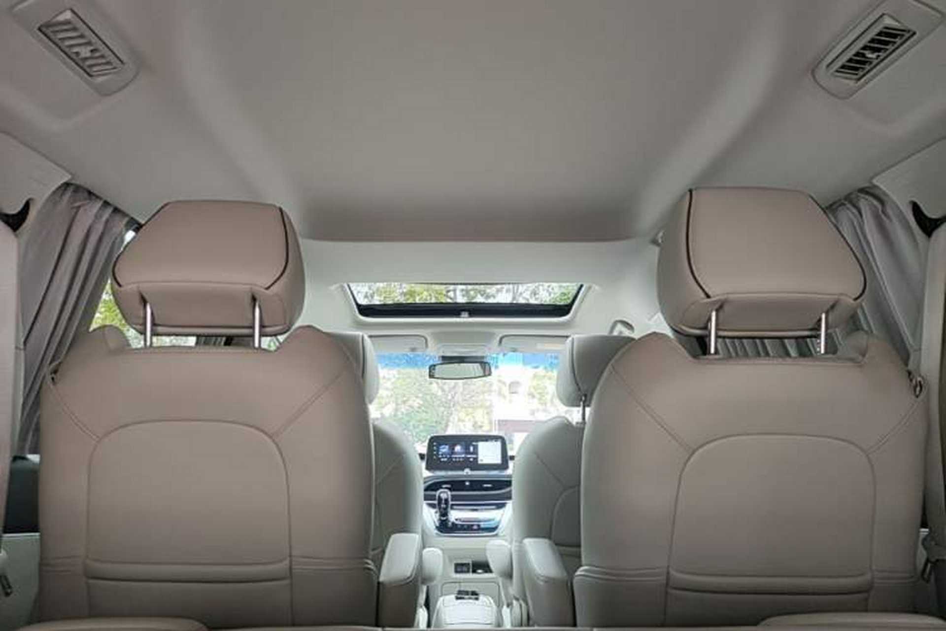 Used Buick GL8 2020 Land Business Class 652T Luxury Model Headliner