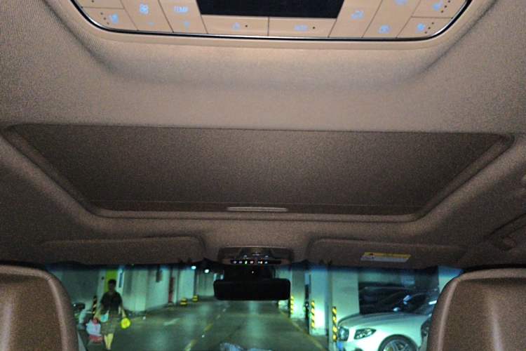 Used Buick GL8 2020 ES Land Cruiser 653T Smart Flagship Model Headliner
