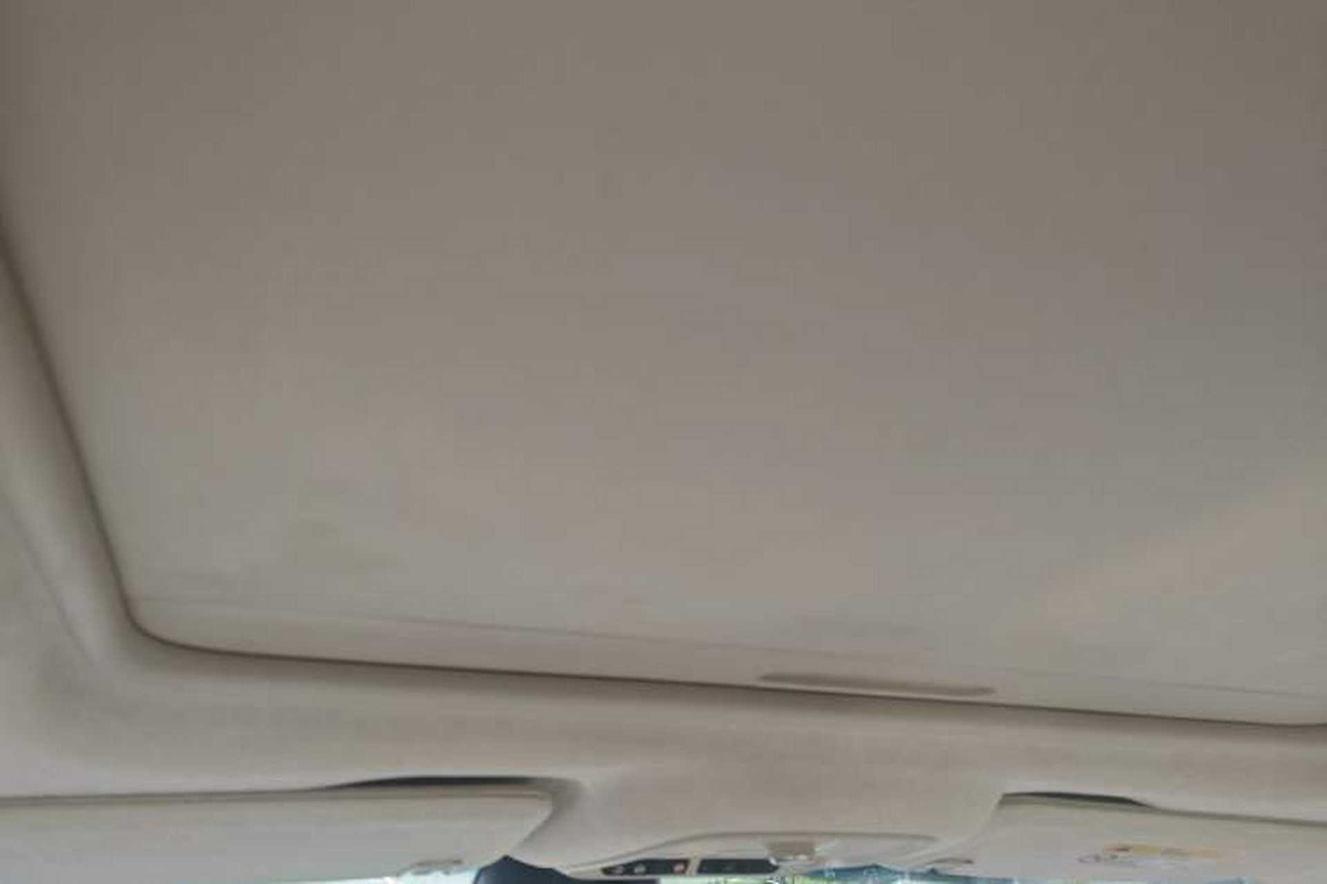 Used Buick GL8 2020 Avenir Avia Six-Seat Deluxe Edition Headliner