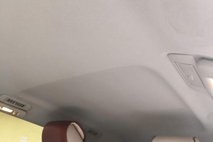 Used Buick GL8 2020 Land Business Class 652T Luxury Model Headliner
