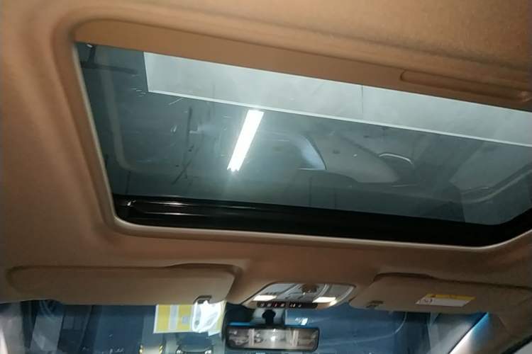 Used Buick GL8 2020 ES Land Cruiser 653T Luxury Model Headliner