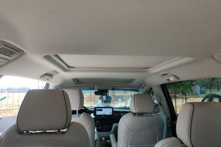 Used Buick GL8 2020 Land Business Class 652T Premium Model Headliner