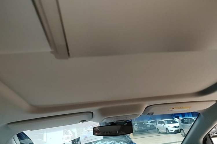 Used Buick GL8 2020 Land Cruiser Executive Class 652T Comfort Model Headliner