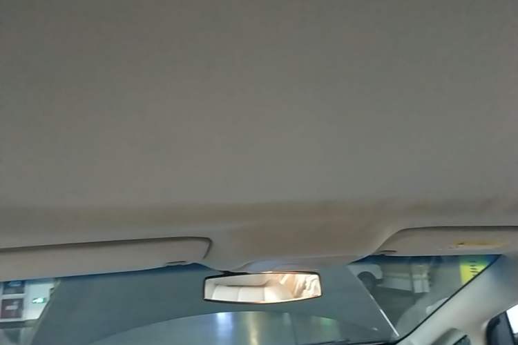 Used Buick GL8 2020 Land Cruiser Executive Class 652T Comfort Model Headliner