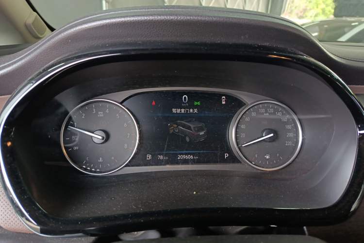 Used Buick GL8 2020 Land Cruiser Executive Class 652T Comfort Model Instrument Cluster