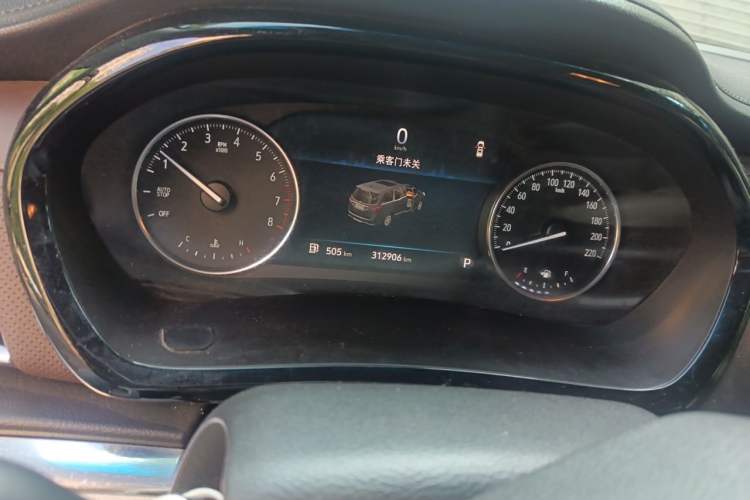 Used Buick GL8 2020 Land Cruiser Executive Class 652T Comfort Model Instrument Cluster