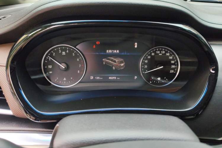 Used Buick GL8 2020 Land Cruiser Executive Class 652T Comfort Model Instrument Cluster