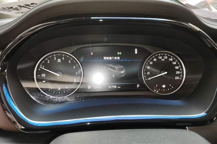 Used Buick GL8 2020 Land Cruiser Executive Class 652T Comfort Model Instrument Cluster