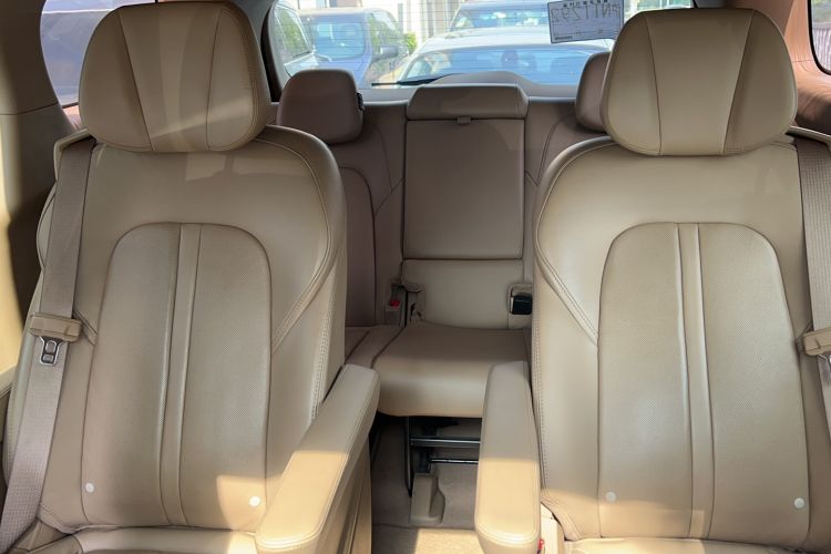 Used Buick GL8 2020 ES Land Cruiser 653T Flagship Model Interior 14
