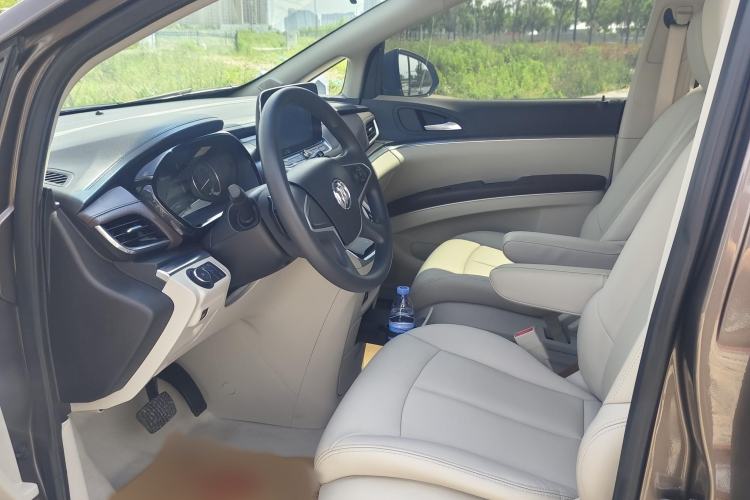 Used Buick GL8 2020 Land Cruiser Executive Class 652T Comfort Model Interior 2