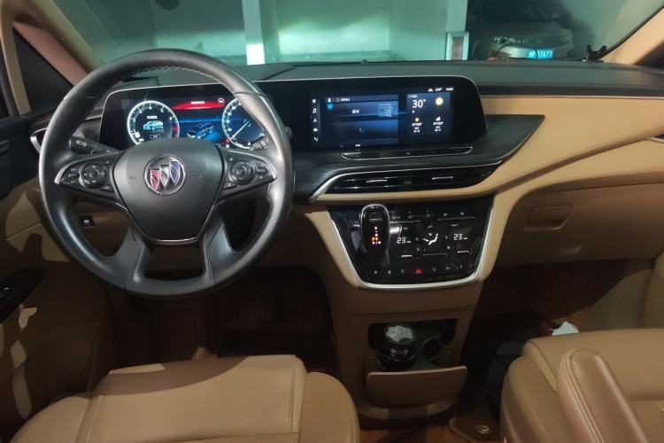 Used Buick GL8 2020 ES Land Cruiser 653T Luxury Model Interior 2