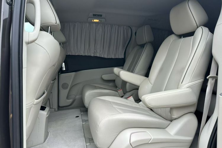 Used Buick GL8 2020 Land Business Class 652T Luxury Model Interior 2