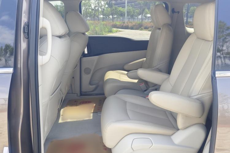 Used Buick GL8 2020 Land Cruiser Executive Class 652T Comfort Model Interior 3
