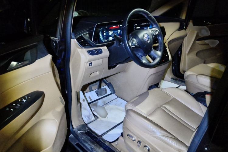 Used Buick GL8 2020 ES Land Cruiser 653T Luxury Model Interior 3