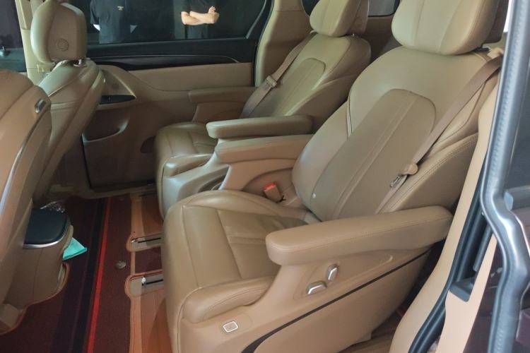 Used Buick GL8 2020 ES Land Cruiser 653T Luxury Model Interior 4