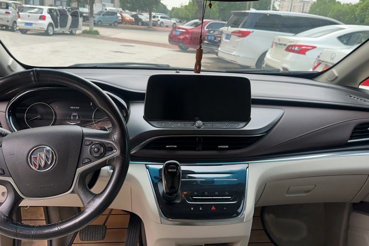 Used Buick GL8 2020 Land Business Class 652T Luxury Model Interior 5