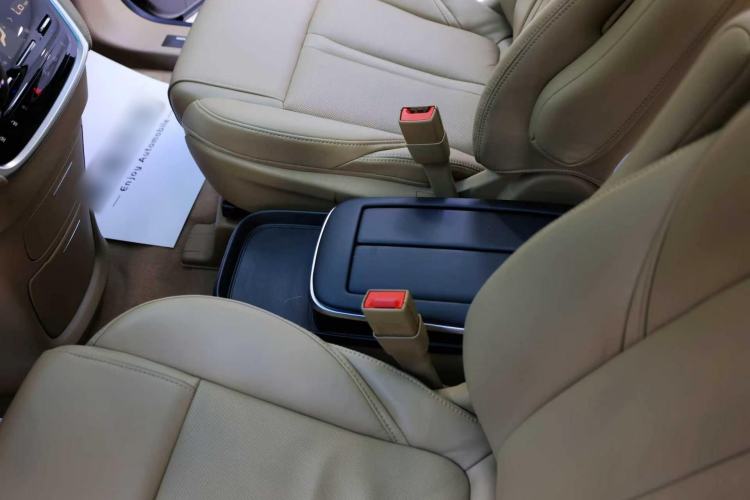 Used Buick GL8 2020 ES Land Cruiser 653T Flagship Model Interior 5