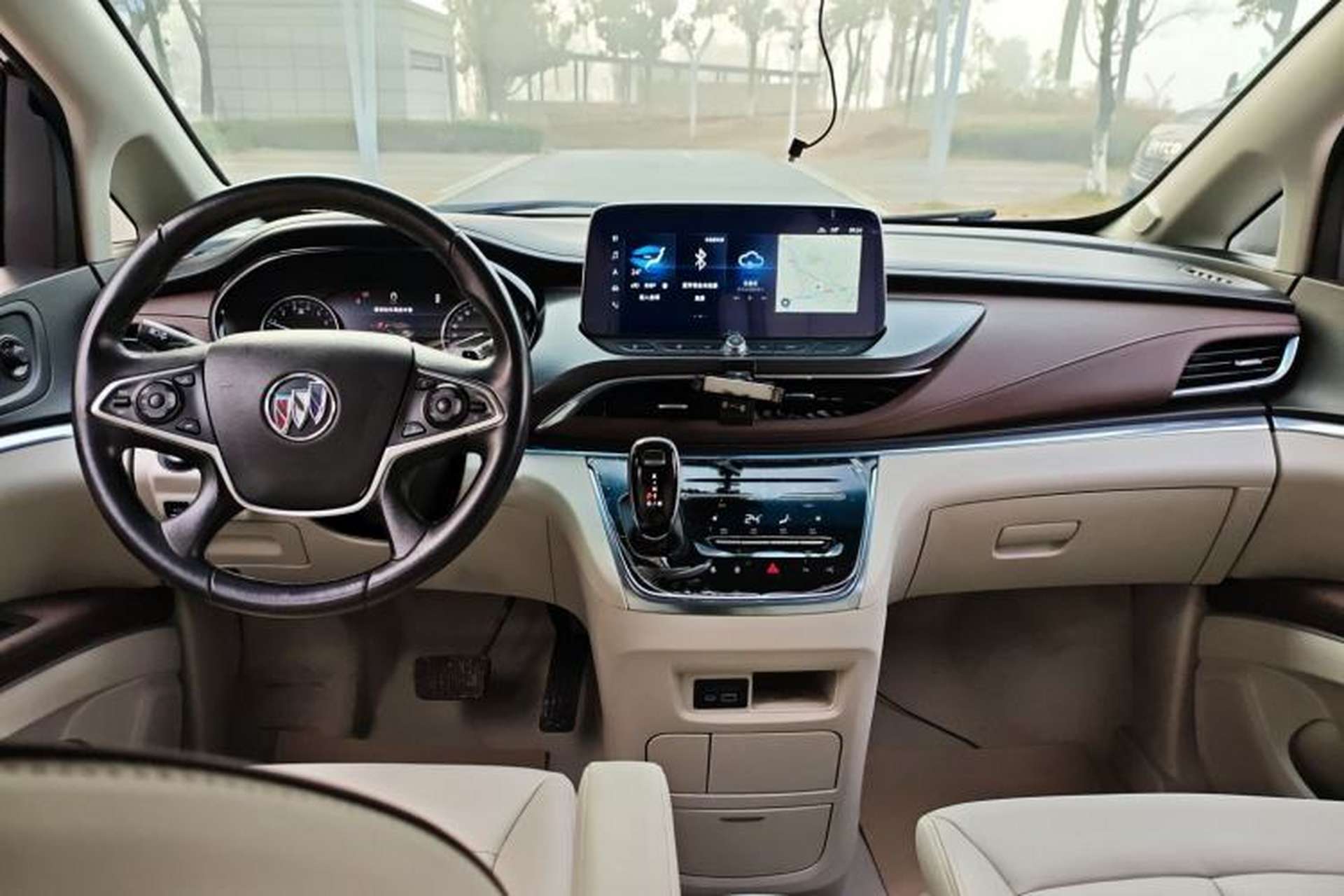 Used Buick GL8 2020 Land Business Class 652T Premium Model Interior 5