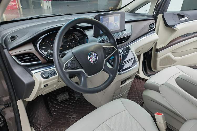 Used Buick GL8 2020 Land Cruiser Executive Class 652T Comfort Model Interior 6