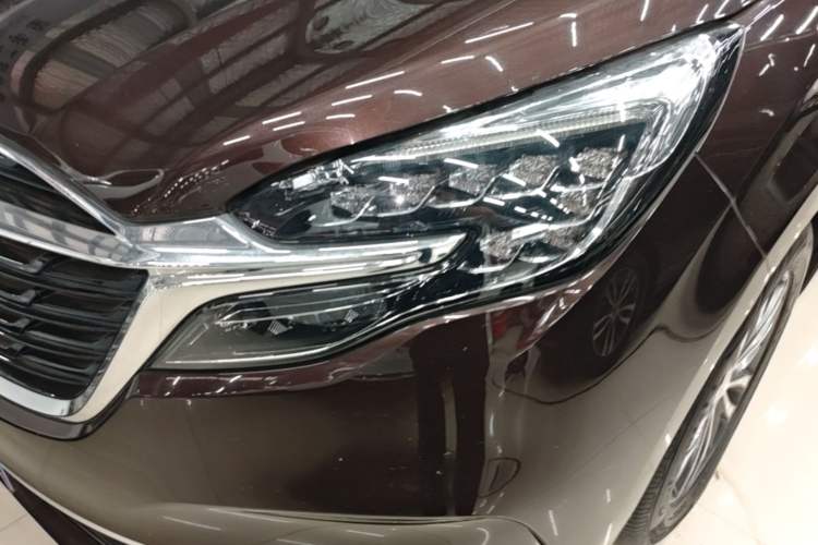 Used Buick GL8 2020 ES Land Cruiser 653T Comfort Edition Left Front Headlight