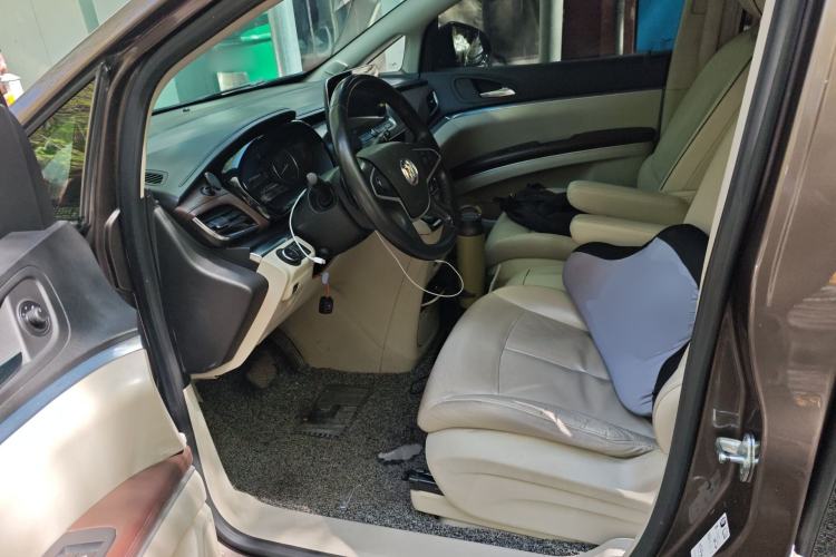 Used Buick GL8 2020 Land Cruiser Executive Class 652T Comfort Model Left Front Seat