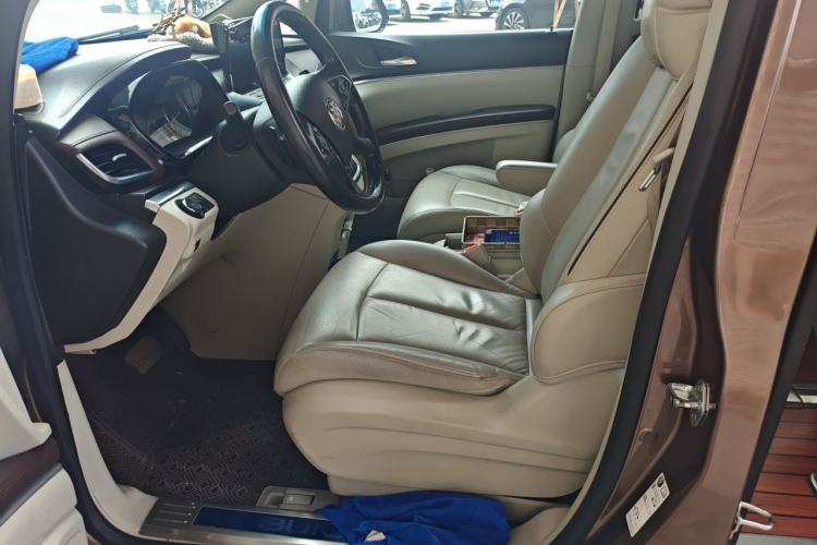 Used Buick GL8 2020 Land Business Class 652T Luxury Model Left Front Seat