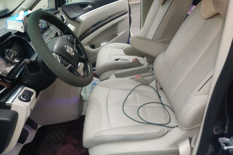 Used Buick GL8 2020 Land Business Class 652T Luxury Model Left Front Seat