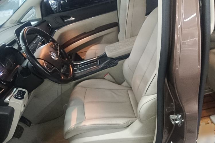 Used Buick GL8 2020 Land Business Class 652T Luxury Model Left Front Seat