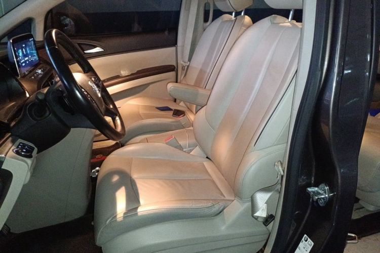 Used Buick GL8 2020 Land Business Class 652T Luxury Model Left Front Seat