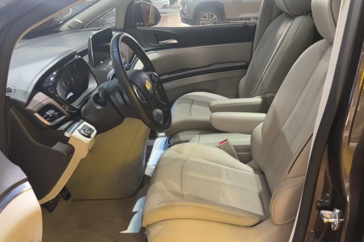Used Buick GL8 2020 Land Business Class 652T Luxury Model Left Front Seat