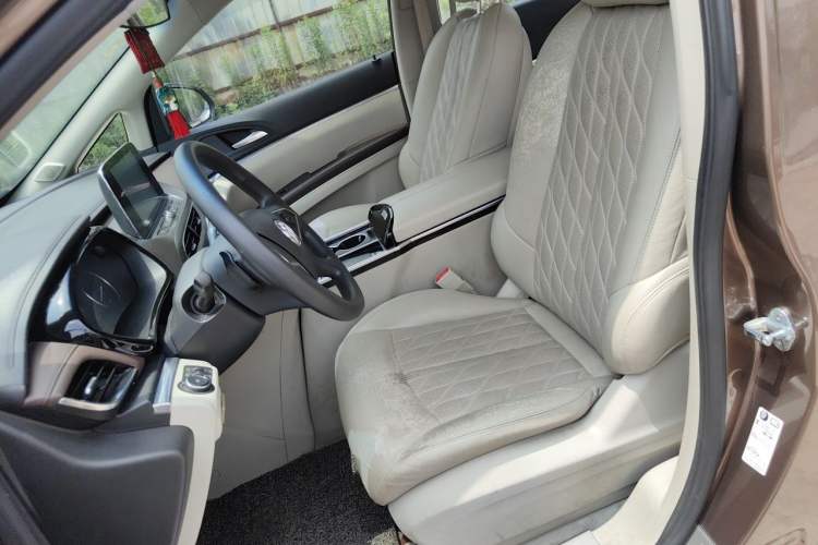 Used Buick GL8 2020 Land Cruiser Executive Class 652T Comfort Model Left Front Seat