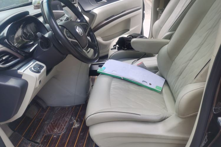 Used Buick GL8 2020 Land Business Class 652T Luxury Model Left Front Seat