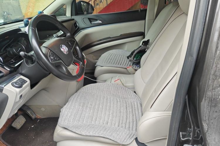 Used Buick GL8 2020 Land Business Class 652T Luxury Model Left Front Seat