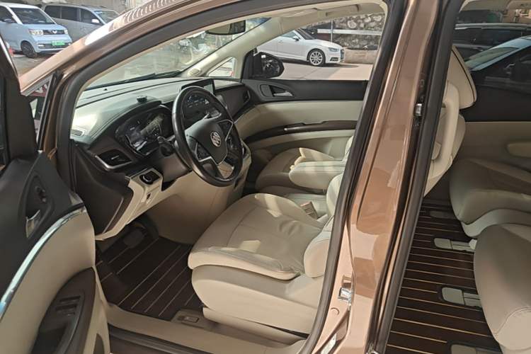 Used Buick GL8 2020 Land Business Class 652T Luxury Model Left Front Seat