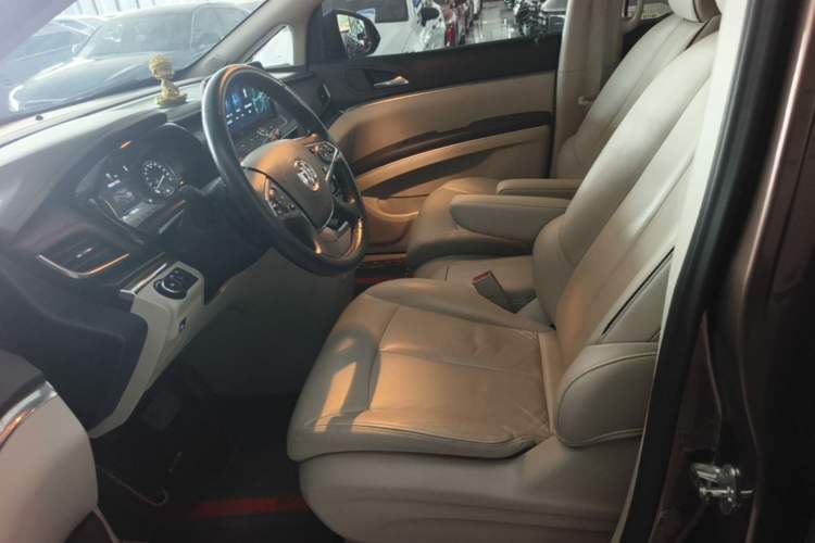 Used Buick GL8 2020 Land Business Class 652T Luxury Model Left Front Seat