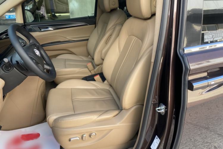 Used Buick GL8 2020 ES Land Cruiser 653T Luxury Model Left Front Seat